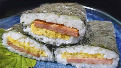 沖縄,ポークたまごおにぎり,ハワイ,スパムむすび,違い